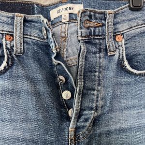 Re/done high-rise 70s stovepipe jeans in mid-70s color (blue)